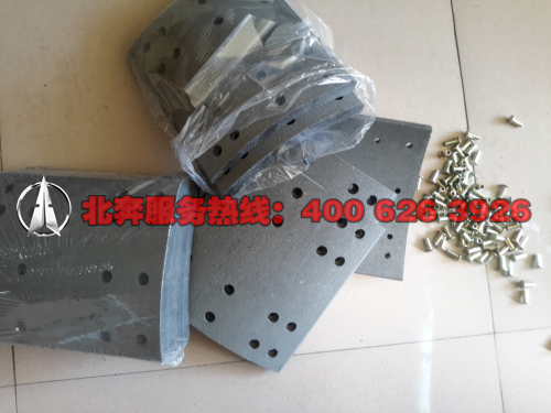 北方奔驰配件-刹车片