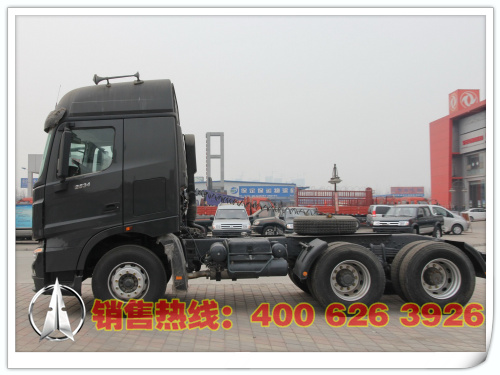 北奔牵引车/后双桥/后八轮/400马力/柴油/ND42505B32J7